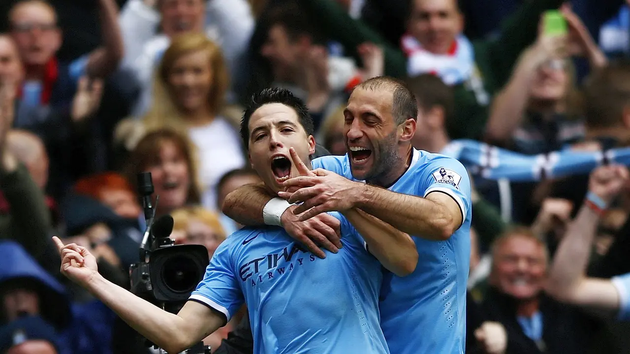 Unggul di Babak Pertama, City Dekati Trofi Juara