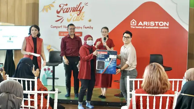Si Kecil Pengin Mandi Air Hangat? Andalkan Saja Pemanas Air Listrik Ariston yang Aman dan Nyaman