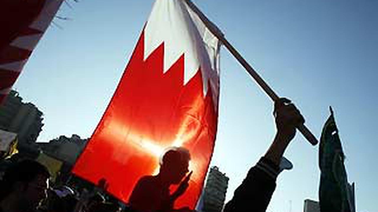 110317dbahrain-demo.jpg