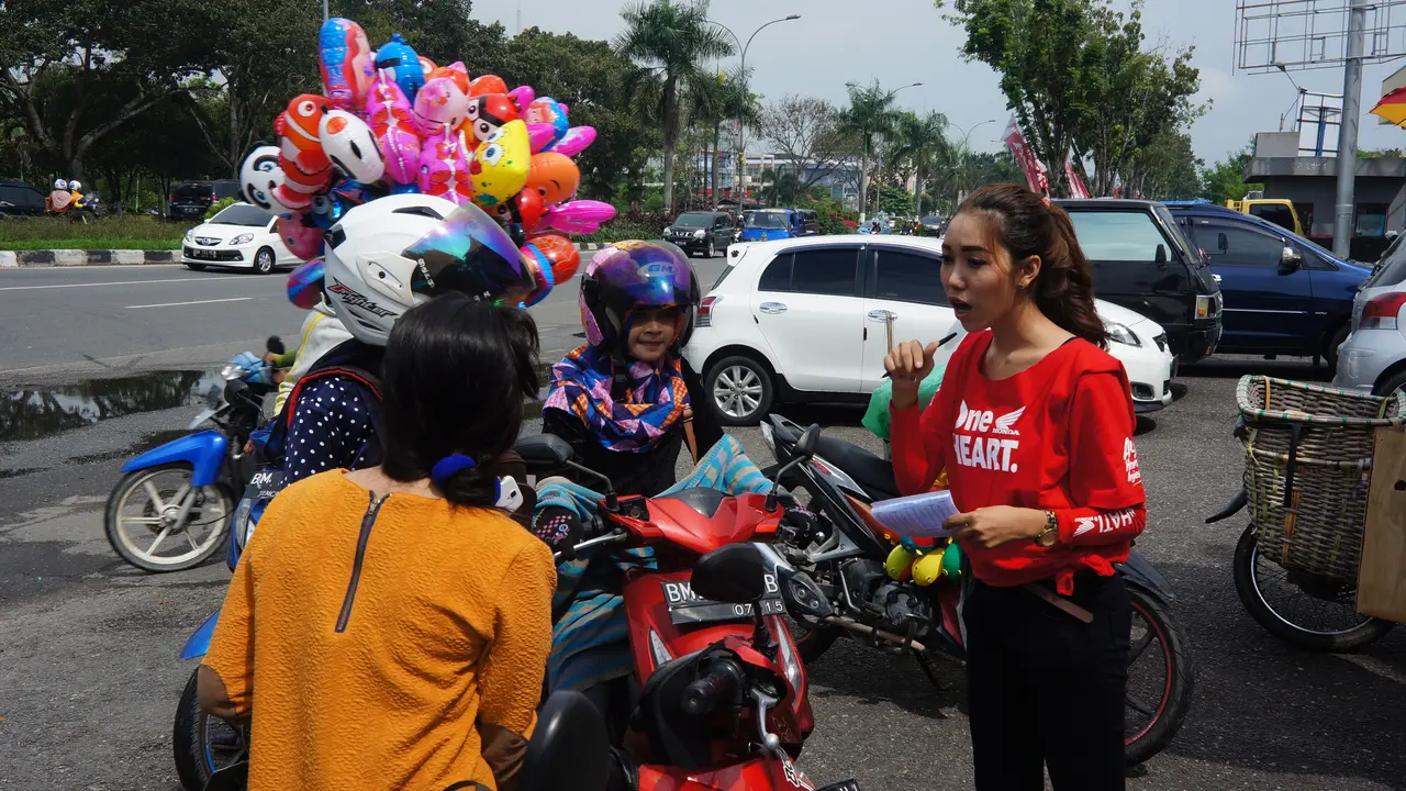 Balada Pembeli Motor Tanah Air: Percaya Tanggal Keramat
