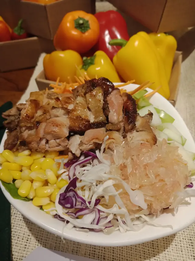 3 Menu Salad Terbaru Jadi Inspirasi Koleksi Streetwear