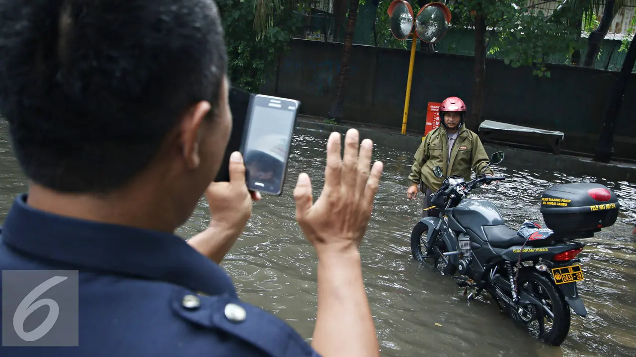 20160225-Banjir-Sunter-Jakarta-IA