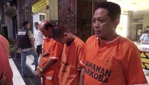 Pecatan polisi di Lampung diringkus polisi karena jadi pengedar sabu. (Liputan6.com/Ardi).