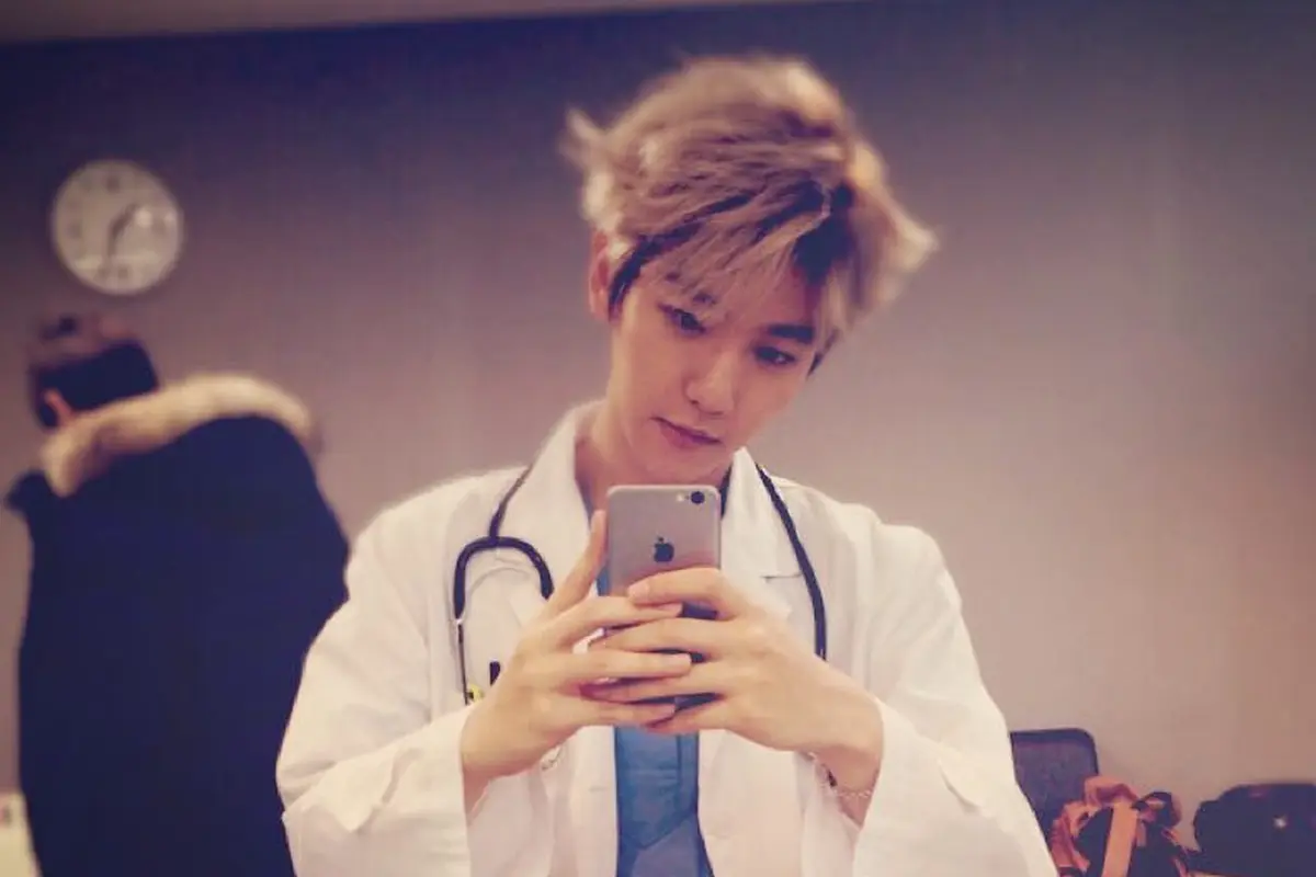 [Bintang] Baekhyun EXO Akhirnya Minta Maaf Terkait Ucapannya Soal Depresi