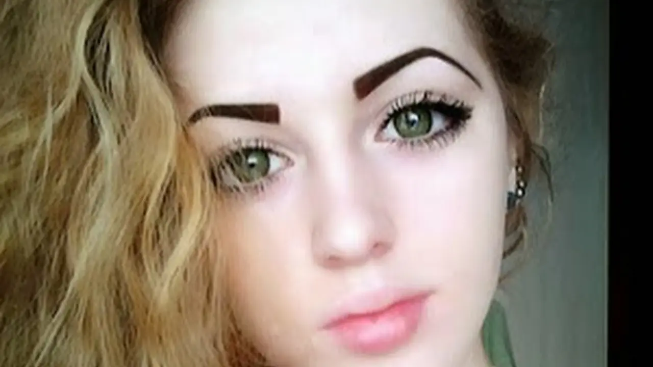 Wanita Cantik Asal Rusia Ini Dijuluki Sebagai ‘Barbie Berotot’