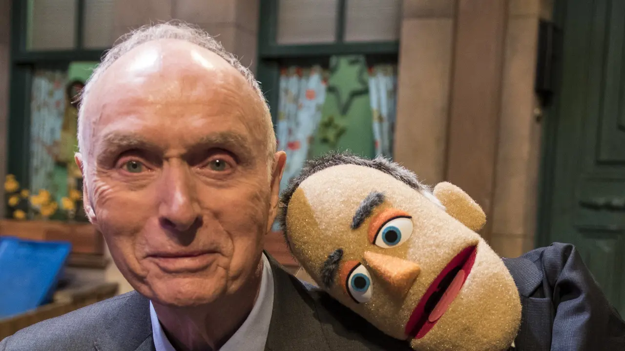 Lloyd N. Morrisett. (Twitter/ SesameWorkshop)