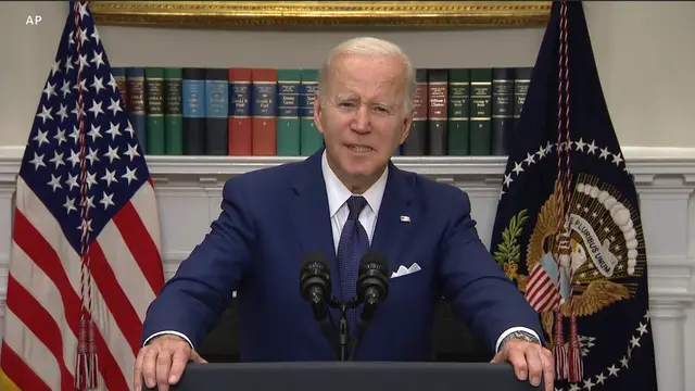Presiden AS Joe Biden emosional saat membahas penembakan massal di sekolah dasar di Texas.
