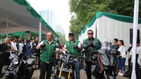 Kementerian Ketenagakerjaan (Kemnaker) menyambut baik program promotif preventif Tahun 2019 yang dilakukan BPJS Ketenagakerjaan dengan pembagian 5.500 helm dan safety riding serta sosialisasi tentang keamanan berkendara.