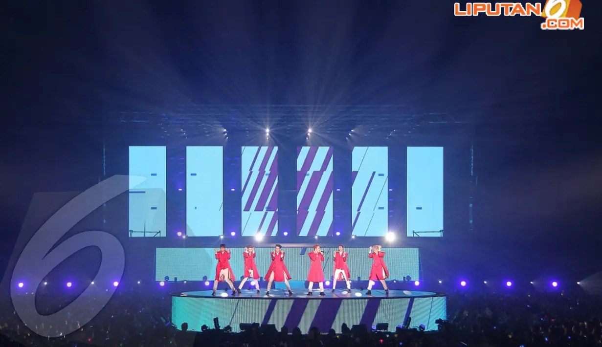 Beberapa lagu lawas milik 2PM dibawakan, termasuk lagu dari album bahasa Jepang 2PM yaitu Genesis of 2PM yang dirilis Januari silam (JYP Entertainment)