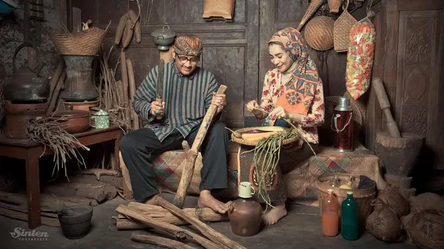 6 Potret Keluarga Andre Taulany Pakai Busana Tradisional Jawa, Curi Perhatian
