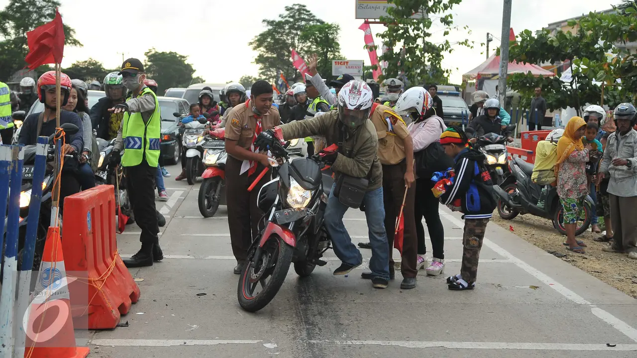 20160703-Kecelakaan Motor Terjadi di Jalan Lamaran Karawang