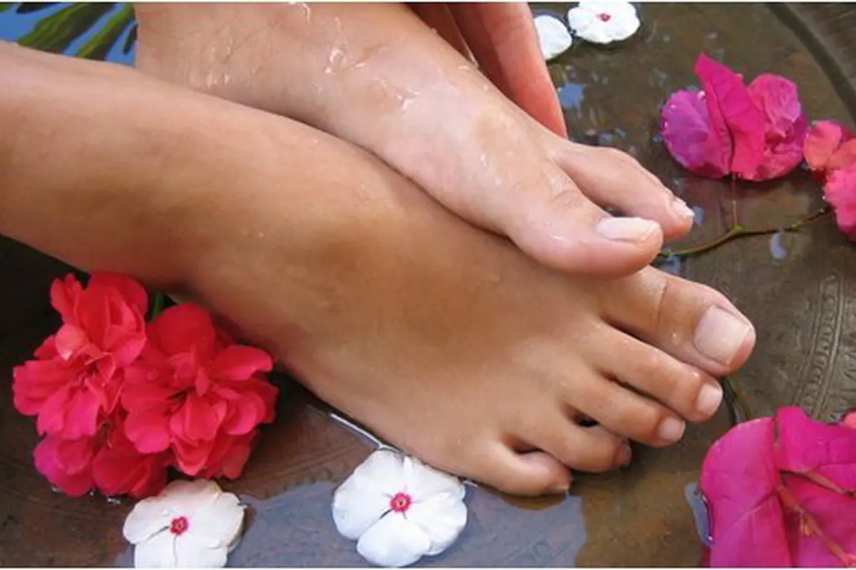 Air rendaman hilangkan kaki bau/copyright Shutterstock.com