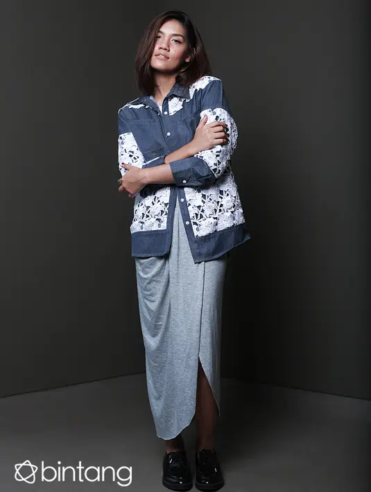 Penyanyi jebolan Indonesia Idol ini punya keterlibatan lebih di album keduanya ini, berbeda dengan sebelumnya. Selain menjadi penyanyi dan pencipta lagu, konsep album dan berbagai aspek lain juga turut dirasakan Monita. (Galih W. Satria/Bintang.com)