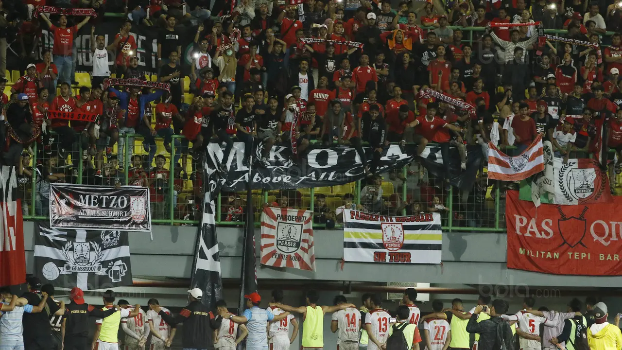 Persis Solo