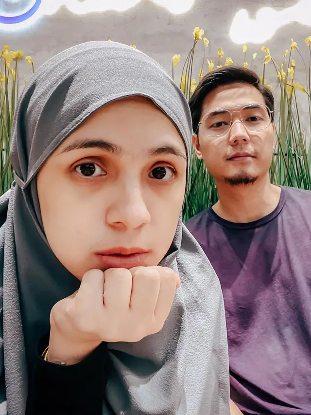 [Fimela] Artis-artis yang Rumahnya Kebanjiran