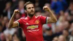 Juan Mata mengawali karier di Liga Inggris sejak tahun 2011 bersama Chelsea. Tiga musim berselang, Mata memutuskan untuk berlabuh ke Manchester United. Pemain berkebangsaan Spanyol tersebut tercatat mampu memberikan assist sebanyak 64 kali dalam 271 penampilannya di Liga Inggris. (AFP/Paul Ellis)