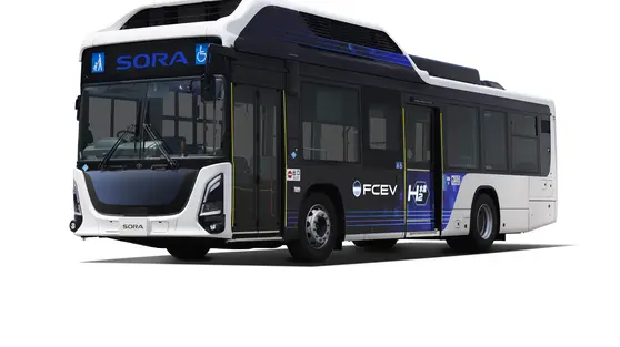 Isuzu dan Toyota Hadirkan Bus Hidrogen, Begini Spesifikasinya