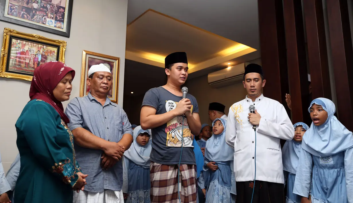 Suasana duka di rumah Olga Syahputra (Foto: Muhammad Akrom Sukarya)