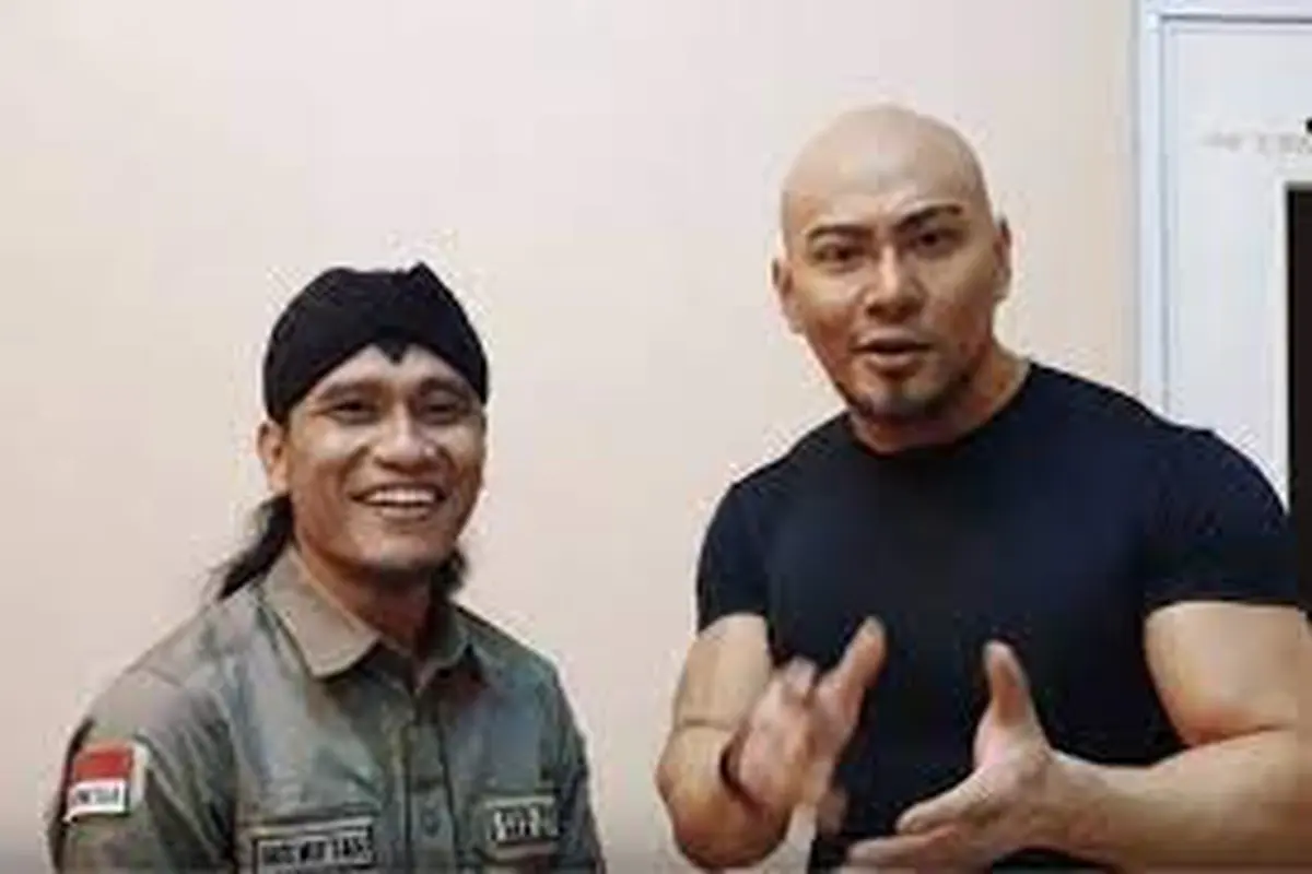6 Momen Persahabatan Deddy Corbuzier dan Gus Miftah dari Mualaf Hingga Kini