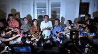 Usai pertemuan selama dua jam, keduanya mengaku hanya menyinggung soal APBN Perubahan 2014 dan RAPBN 2015, Jakarta, (28/8/14). (Liputan6.com/Miftahul Hayat)