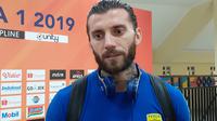 Bek Persib Bandung, Bojan Malisic. (Bola.com/Erwin Snaz)