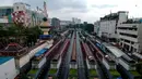 Suasana kawasan Terminal Blok M, Jakarta, Selasa (24/3/2020). Pemprov DKI Jakarta membatasi aktivitas warga diluar rumah untuk mencegah penyebaran Covid-19 di ruang publik. (Liputan6.com/Faizal Fanani)