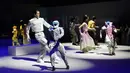 Robot humanoid dan model-model ikut serta dalam MACH33: Physical AI Fashion Show dari Galaxy Corporation di Seoul, Korea Selatan, Kamis 28 Mei 2026. (AP Photo/Ahn Young-joon)