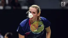 Tunggal puteri Denmark, Natalia Koch Rohde saat melawan Chen Xiaoxin (Tiongkok) pada babak pertama turnamen Indonesia Masters 2018 di Istora Senayan, Jakarta, Rabu (24/1). Natalia kalah 10-21, 3-21. (Liputan6.com/Helmi Fithriansyah)