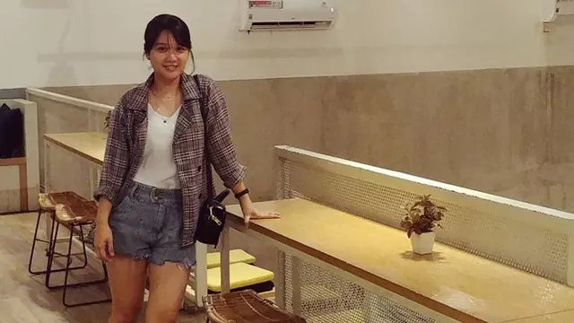 Lama Tak Muncul di TV, Ini 7 Potret Terbaru Devi Eks Cherrybelle yang Makin Imut
