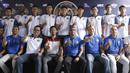 Pemain Siliwangi Bandung foto bersama usai launching di Bandung, Kamis (30/11/2017). Siliwangi Bandung mengenalkan skuad baru untuk menyongsong kompetisi IBL musim depan. (Bola.com/M Iqbal Ichsan)