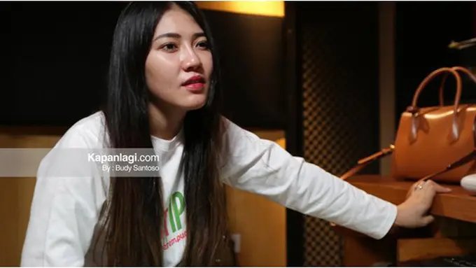 Via Vallen/copyright KapanLagi.com/Budy Santoso