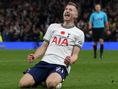 Bursa transfer pemain musim 2023/2024 yang melibatkan klub-klub di liga Eropa masih terus berlangsung. Perpindahan beberapa pemain masih terus terjadi, baik perpindahan secara langsung maupun dipermanenkan setelah sebelumnya berstatus pinjaman. Seperti 5 pemain asal Swedia berikut ini yang mulai musim 2023/2024 akan secara resmi berganti klub. (AFP/Isabel Infantes)