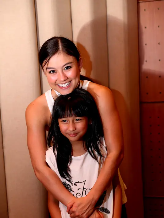 Agnez Mo bersama sang keponakan Chloe X. (Foto: WImbarsana/Bintang.com)