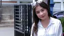 Prilly berharap mengenai hubungannya itu, bisa ditanyakan langsung saat Rasya pulang ke Indonesia pada bulan Desember mendatang. Bulan itu juga Prilly akan menggelar konser. (Deki Prayoga/Bintang.com)