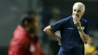 Pelatih Persib, Mario Gomez, saat pertandingan melawan PSM pada laga Piala Presiden di Stadion GBLA, Bandung, Jumat (26/1/2018). Persib takluk 0-1 dari PSM. (Bola.com/M Iqbal Ichsan)