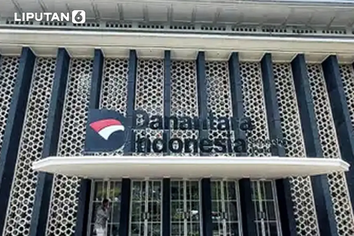Banner Infografis 844 BUMN Ikut Gabung ke Danantara.
