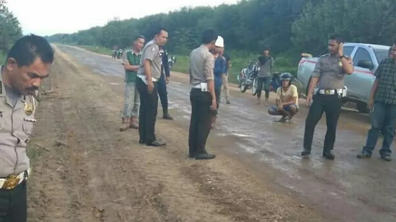 Perbaikan Jalan Rusak di Riau Tak Tuntas Jelang Arus Mudik 2017