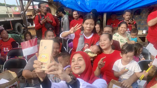 Istri calon presiden (capres) nomor urut 3 Ganjar Pranowo, Siti Atikoh Supriyanti mengungatkan masyarakat Semarang, Jawa Tengah untuk mewaspadai kecurangan-kecurangan dalam Pemilihan Umum atau Pemilu 2024.