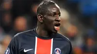 Roma Masih Terus Kejar Bek PSG