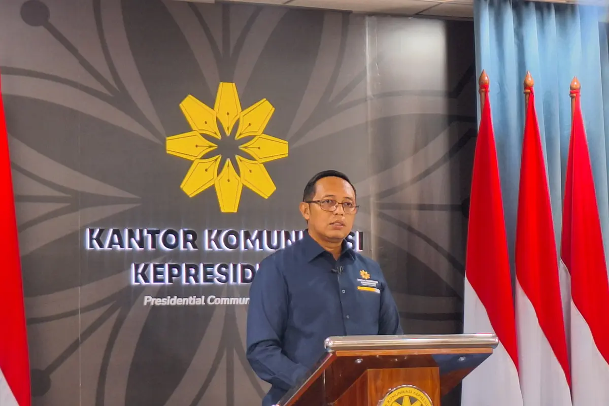 Kepala PCO Hasan Nasbi mengatakan Menko Perekonomian Airlangga Hartarto berangkat ke Washington DC, Amerika Serikat (AS) untuk melakukan negosiasi dengan pemerintah AS.