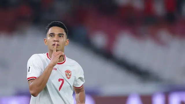 Selebrasi Marselino Ferdinan dalam laga Kualifikasi Piala Dunia 2026 antara Timnas Indonesia vs Arab Saudi, Selasa (19/11/2024). (c) Bola.net/M Iqbal Ichsan