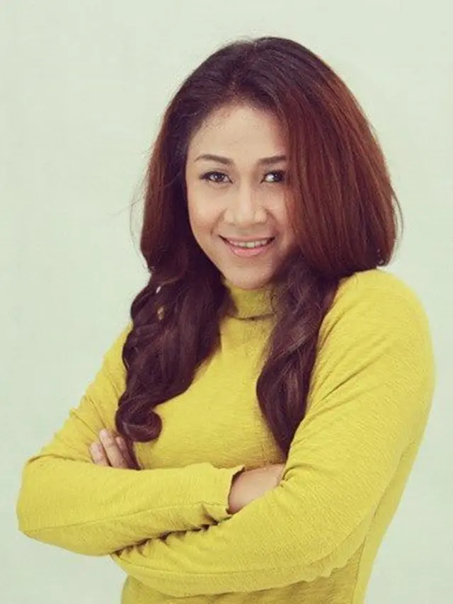 6 Potret Fanny Aminadia, Permaisuri Raja Keraton Agung Sejagat