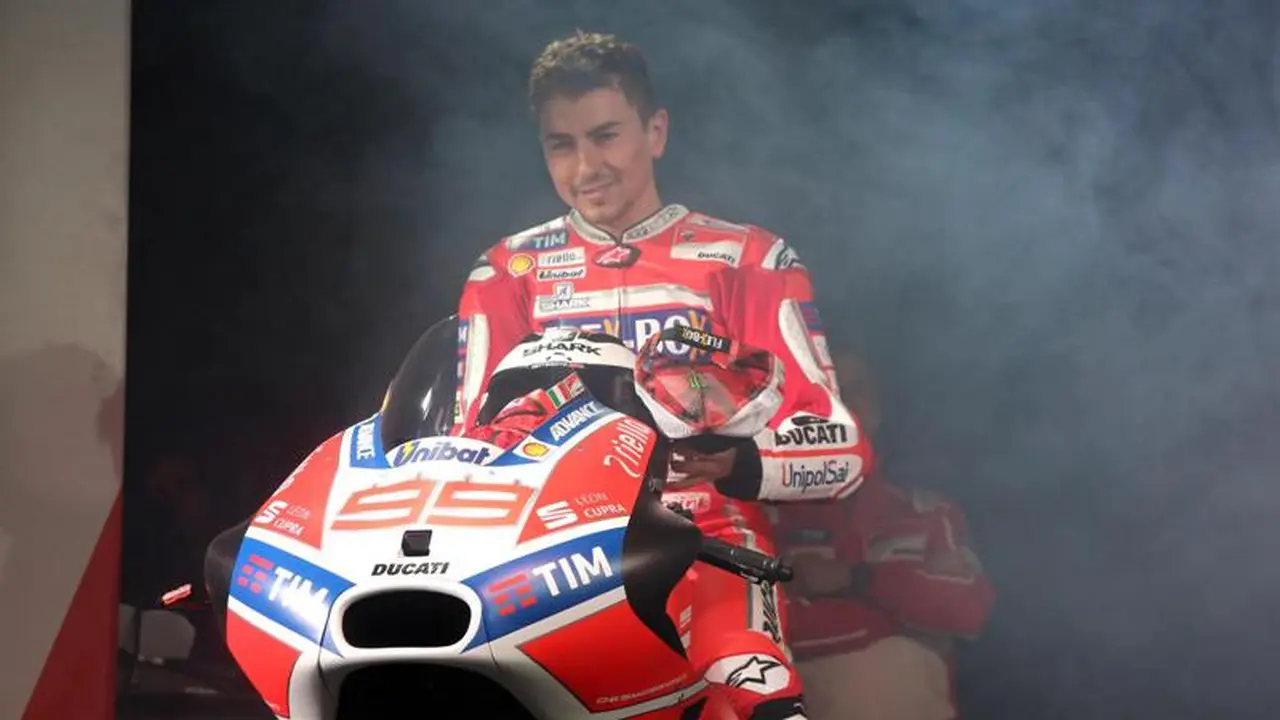 Duet dengan Lorenzo, Dovizioso Takkan Tiru Rossi