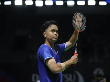 Pebulu tangkis tunggal putra Indonesia, Anthony Sinisuka Ginting saat melawan Kantaphon Wancharoen (Thailand) pada babak kualifikasi Indonesia Masters 2026 di Istora Gelora Bung Karno, Senayan, Jakarta, Selasa (20/1/2026). Tunggal putra Indonesia, Anthony Sinisuka Ginting memastikan lolos ke babak utama Indonesia Masters 2026. (Bola.com/Bagaskara Lazuardi)