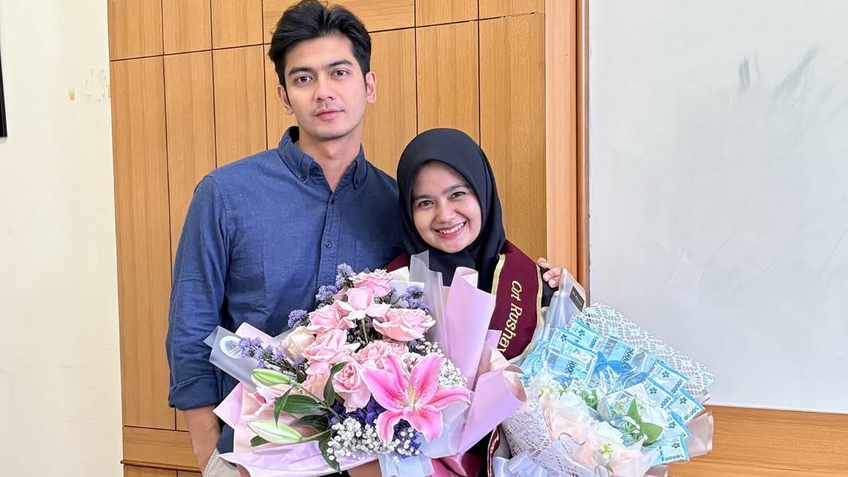 6 Potret Puput Adik Teuku Ryan Lulus Sidang S2 di IPB, Raih Gelar Magister