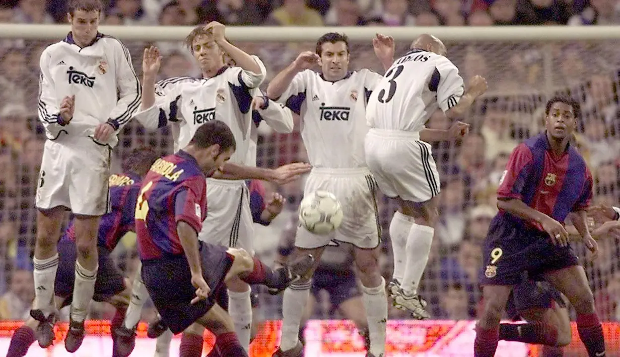 Josep "Pep" Guardiola menghabiskan kebanyakan karirnya sebagai gelandang di Barcelona. Dia menjadi bagian dream team di bawah kepelatihan Johan Cruyff yang membawa Barcelona memenangkan gelar Eropa mereka untuk pertama kalinya. (Foto: AFP/Christophe Simon)