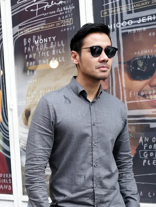 Dua film yang dibintangi oleh mantan kekasih Laudya Cynthia Bella ini yang diputar di Belanda yaitu ‘A Copy of My Mind’ garapan sutradara Joko Anwar dan ‘Aach.. Aku Jatuh Cinta’ oleh sutradara Garin Nugroho. (Andy Masela/Bintang.com)