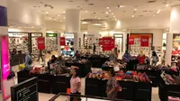 Tutup Akhir Tahun, Cek Daftar Harga Diskon Debenhams Senayan City