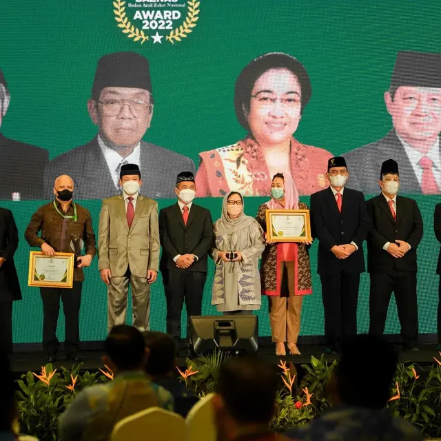 Baim Wong Dianugerahi Artis Peduli Zakat
