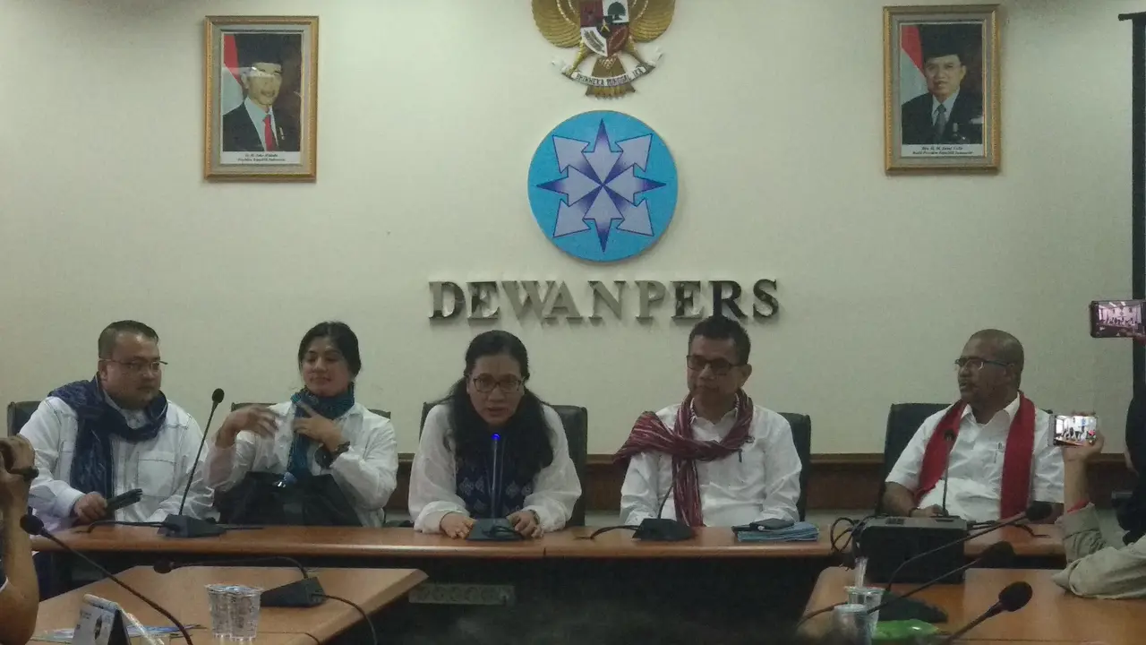 Partai Demokrat melapor ke Dewan Pers (Liputan6.com/Ika Defianti)